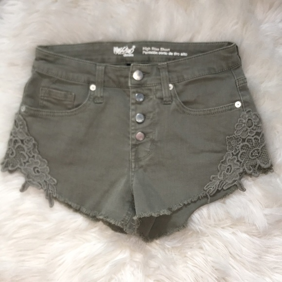 Missimo High Rise Short - Picture 2 of 3